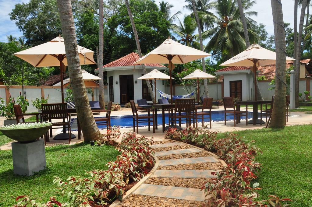 Helis Place Unawatuna Buitenkant foto