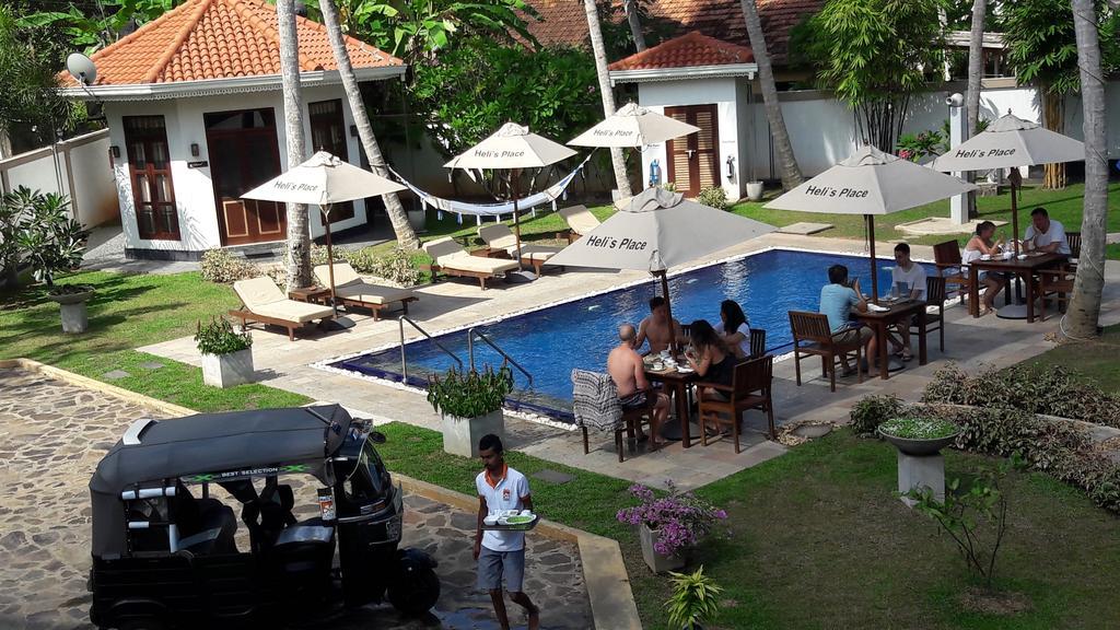 Helis Place Unawatuna Buitenkant foto