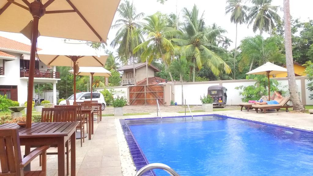 Helis Place Unawatuna Buitenkant foto