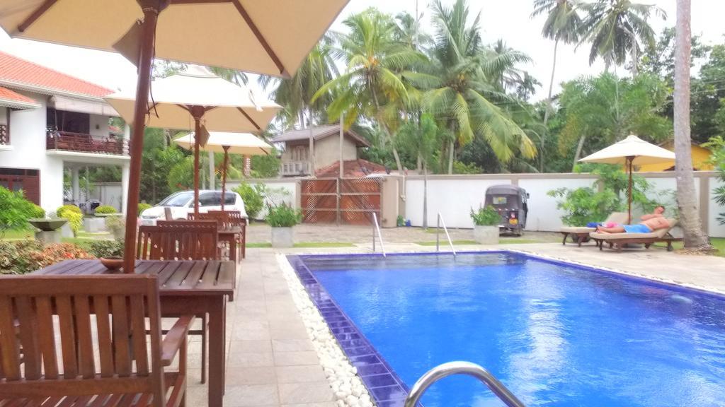 Helis Place Unawatuna Buitenkant foto