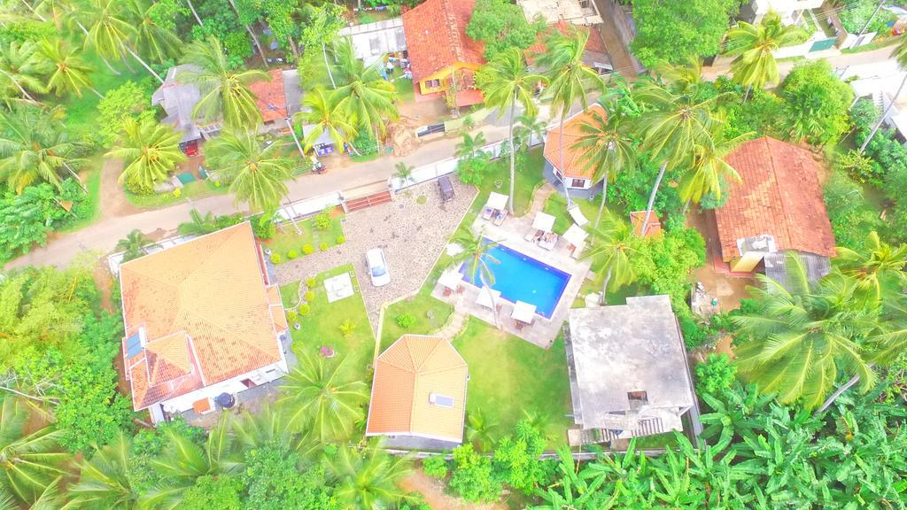 Helis Place Unawatuna Buitenkant foto